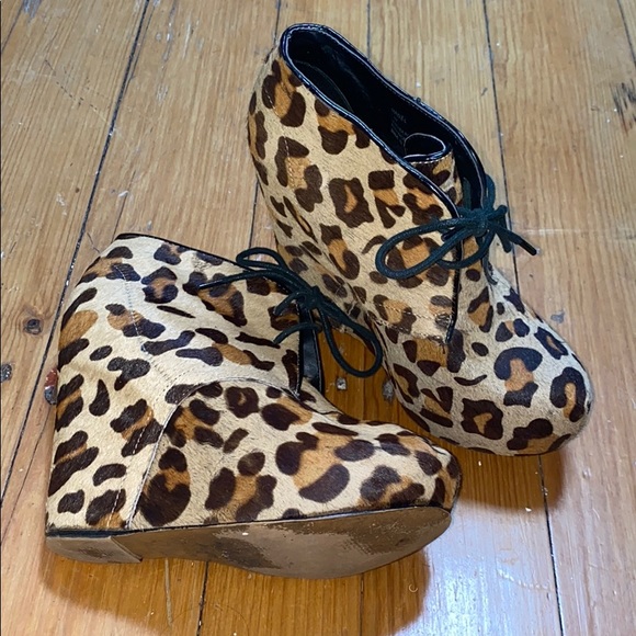 Steve Madden Annnie leopard wedges - Picture 1 of 6
